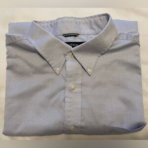 SALE! $8 Men’s XXL Nautica wrinkle resistant light blue long sleeve shirt